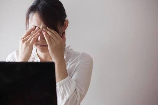 目の疲れに ～寝落ちヘッドマッサージ～